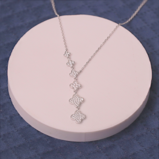 Silver Clover Trail Chain Pendant