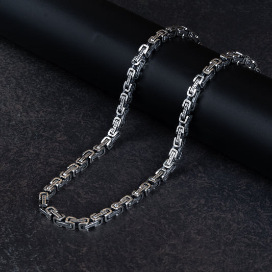 Vintage Resilient Embrace Chain