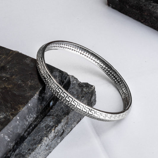Silver Wristlet Cuff/Kada