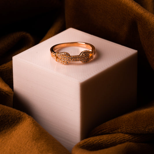 Rose Gold Elegant Link Ring