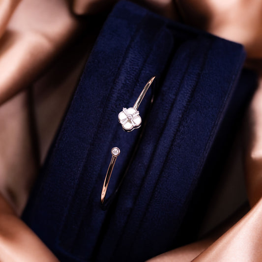 Silver Clover Fortune Cuff/Kada