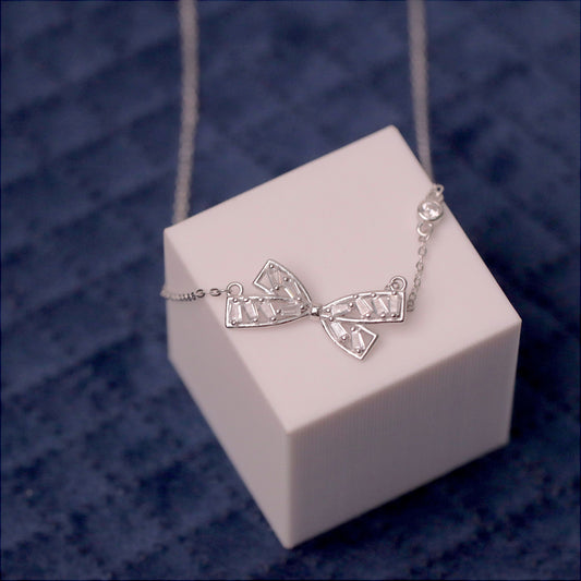 Silver Soft Knot Chain Pendant