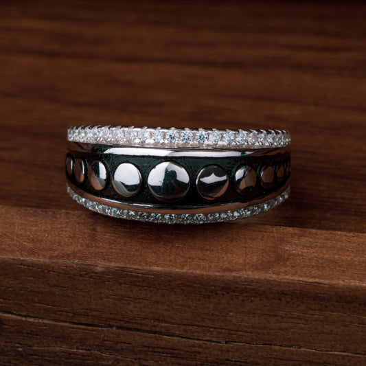 Silver Stardust Lining Ring