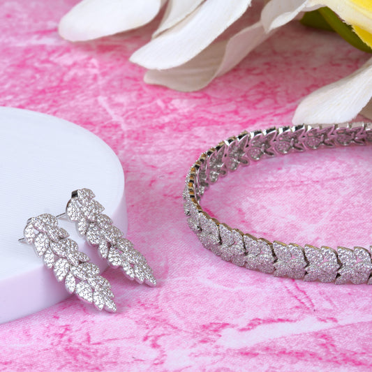 Silver Leaf Vine Splendor Necklace Set