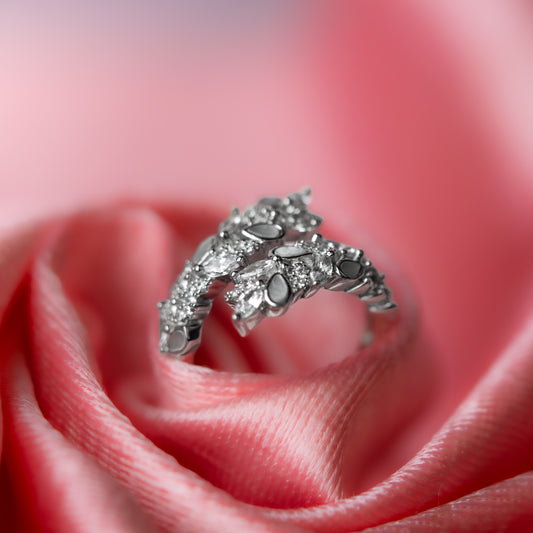 Silver Twirled Leafy Elegance Ring
