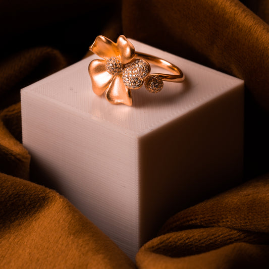 Rose Gold White Stone Petal Ring