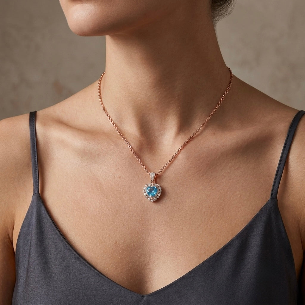 Rosegold Azure Heart Chain Pendant