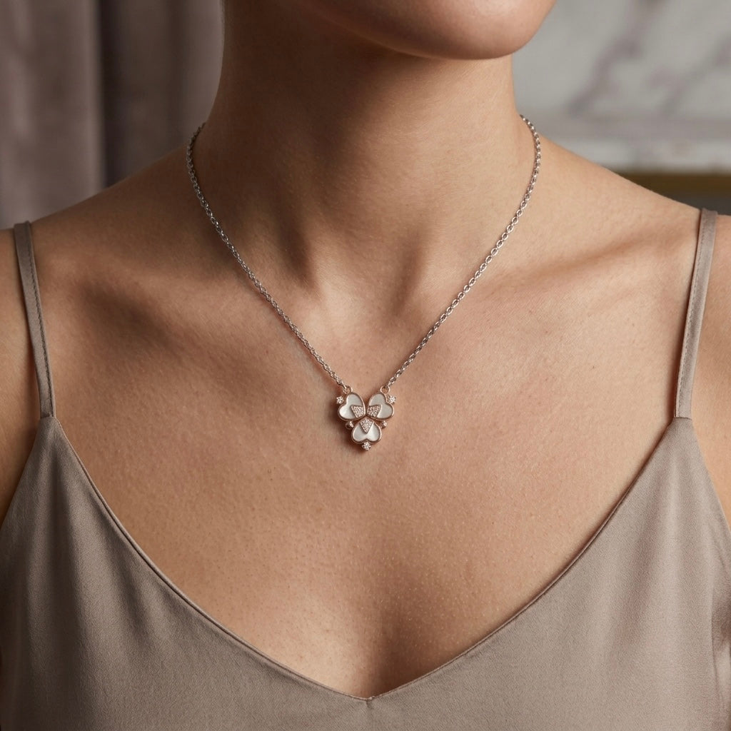 Two Tone Magnetic Clover Bloom Chain Pendant