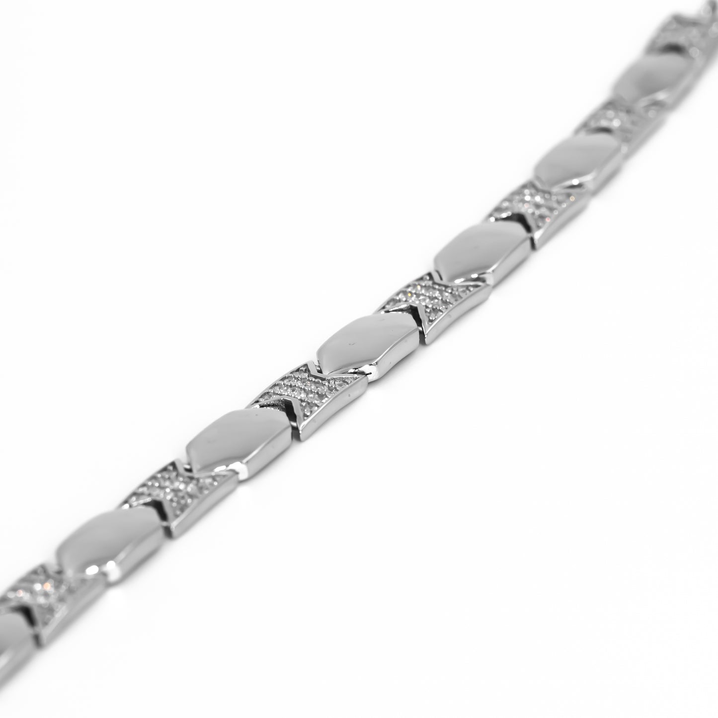 Silver Pointer Zircon Bracelet