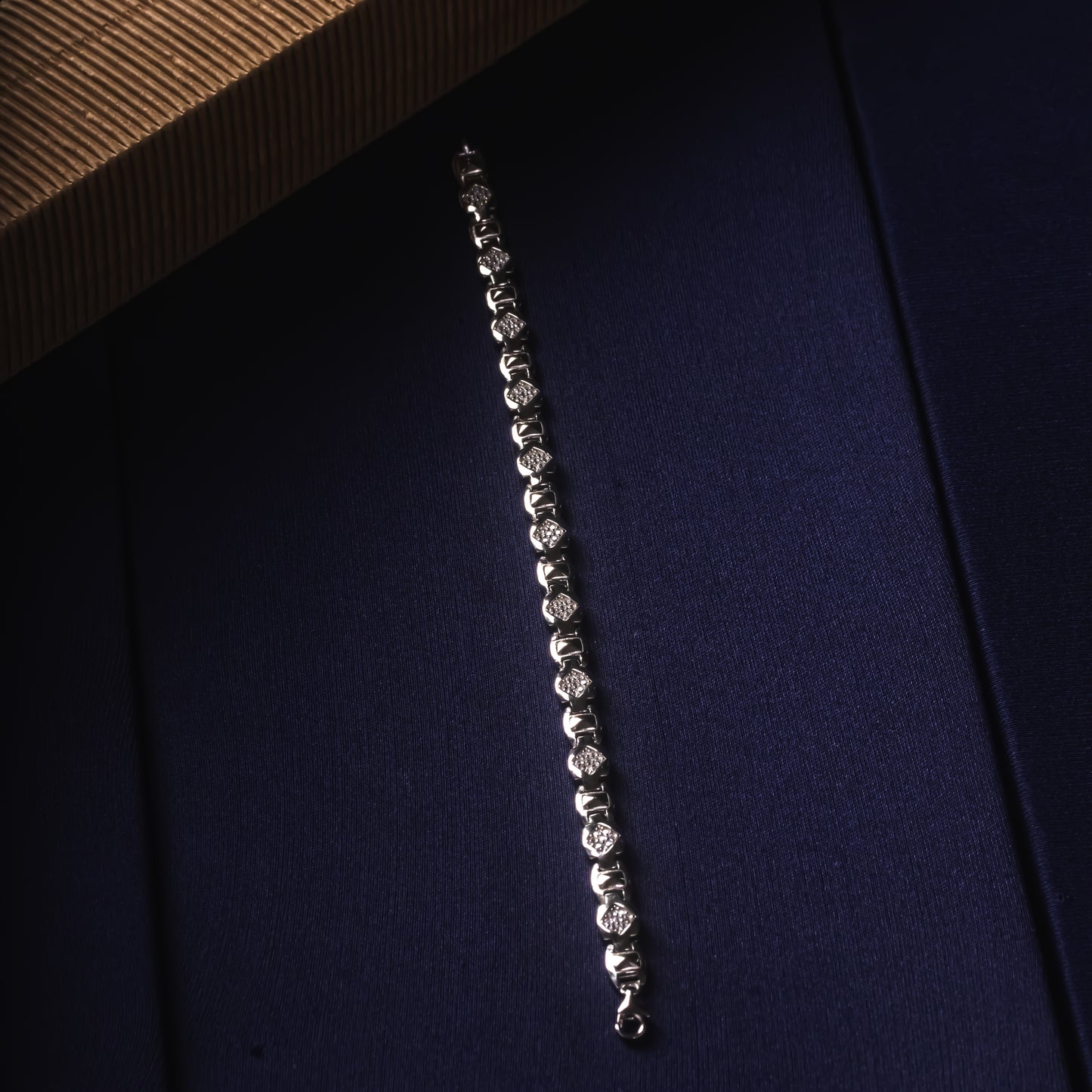 Silver Classy Zircon Bracelet