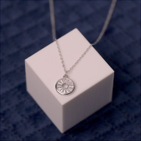 Silver Nivea Chain Pendant