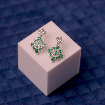 Silver Nyra Flame Chain Pendant Combo Set