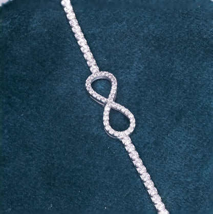 Silver Elegant Solitaire Infinity Bracelet