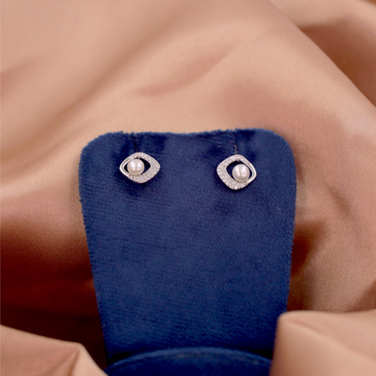 Silver Aura Pearl Earrings