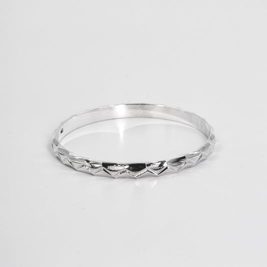 Silver Gleaming  Cuff/Kada
