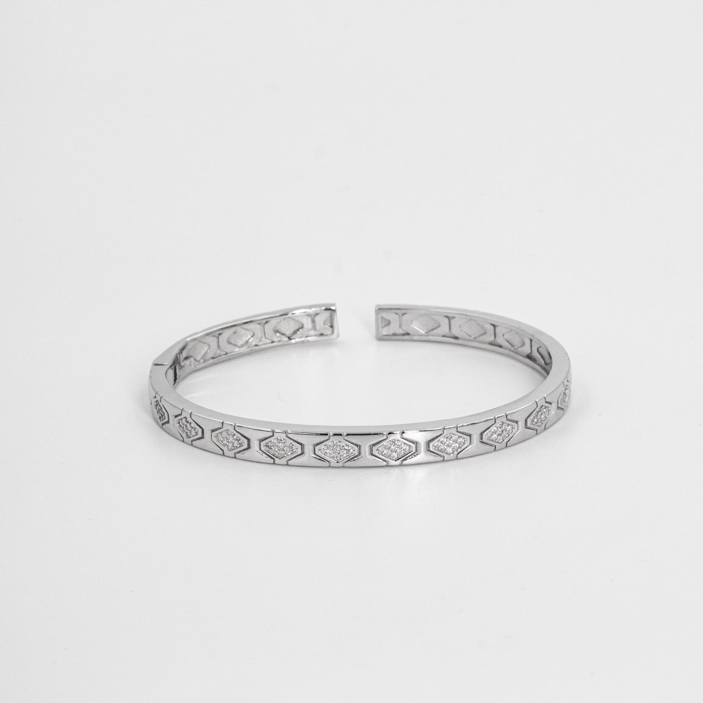 Silver Elegance Cuff/Kada