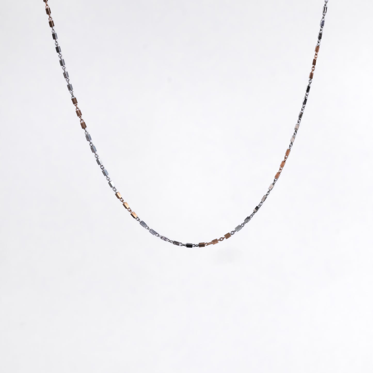 Two Tone Cubicle Linked Chain