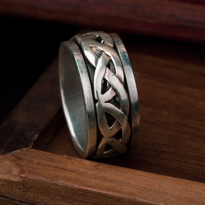 Vintage Rotating Overlapping Ring