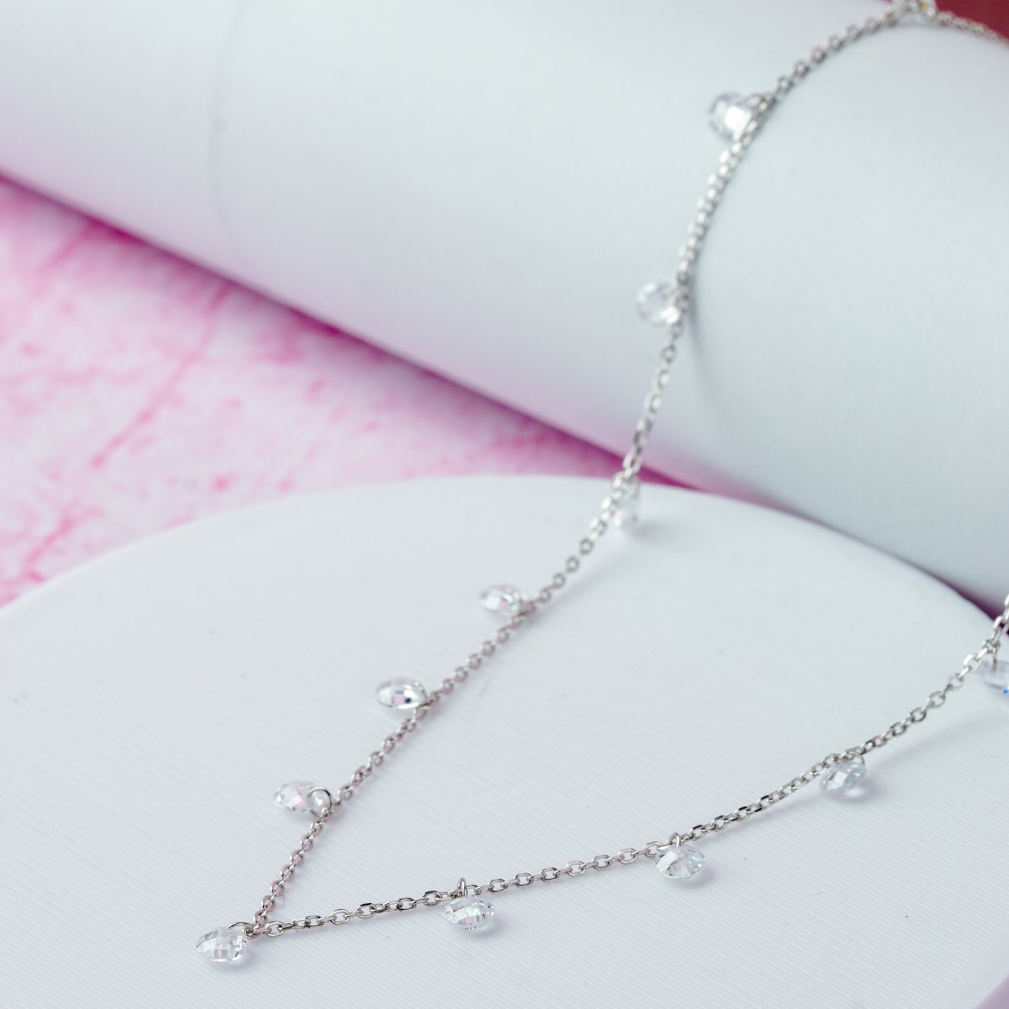 Silver White Stone Queen's Necklace Chain
