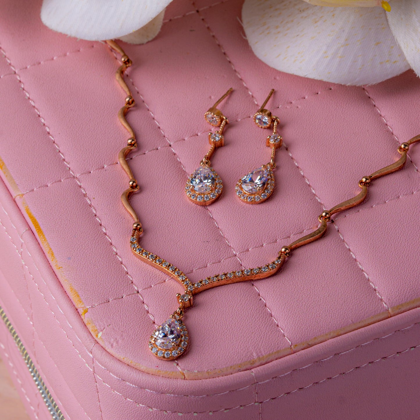 Rose Gold Radiant Drop Necklace Set
