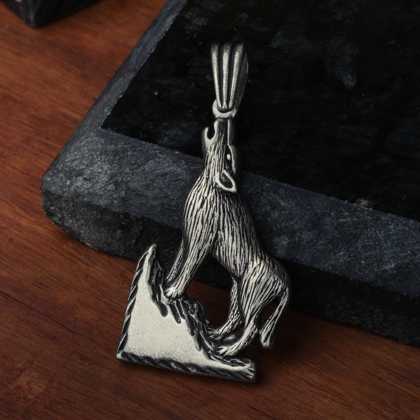 Silver Howling Wolf Pendant