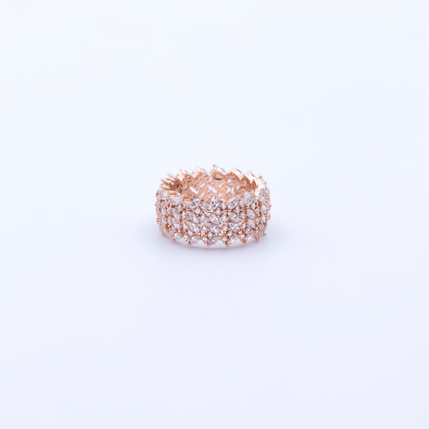 Exquisite Finery: Rosegold Exclusive Ring